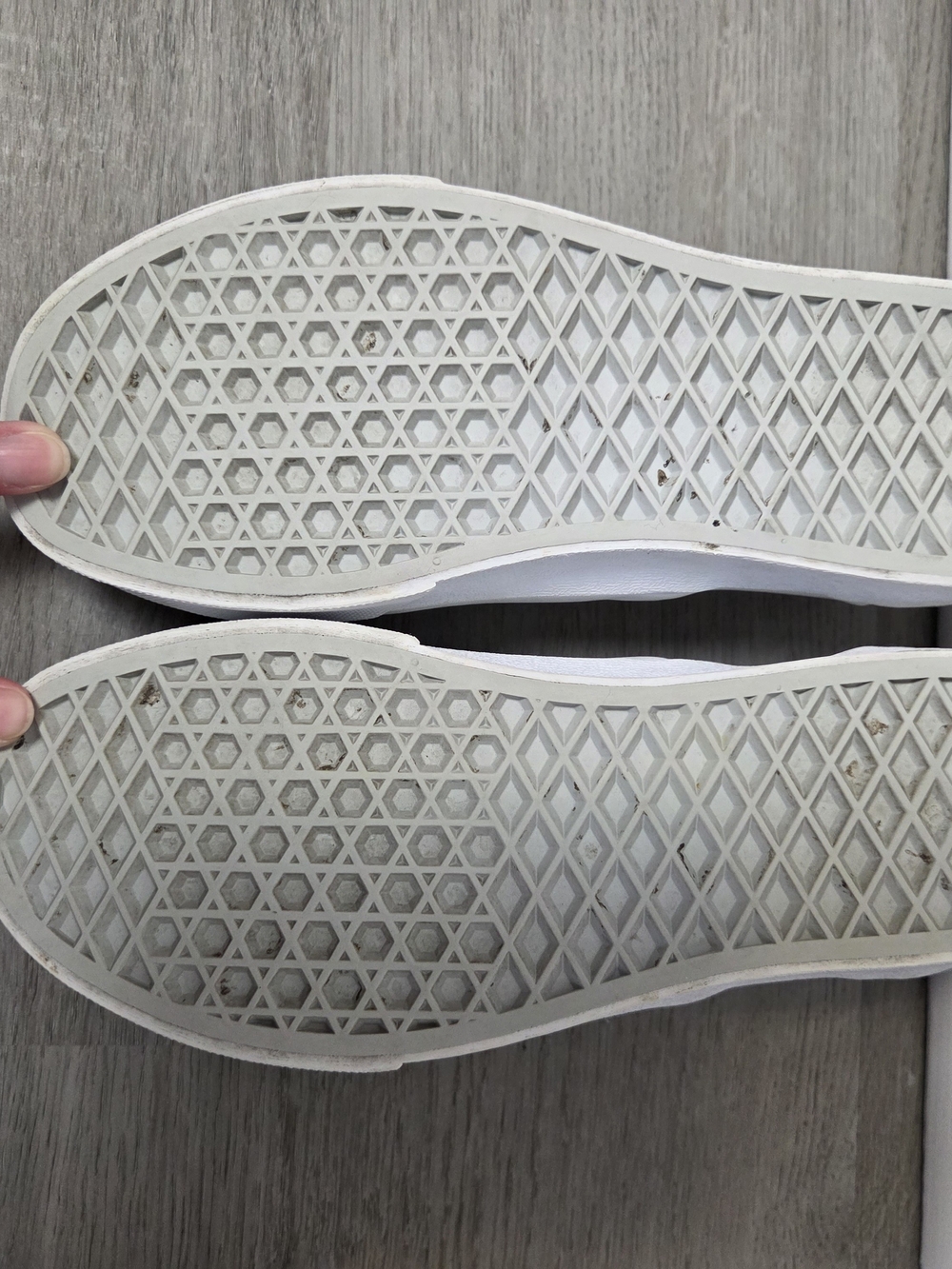 Vans Women’s White Canvas Classic Slip-On Sneakers Shoes Size 5.5 - Picture 13 of 13